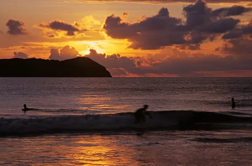 Manuel Antonio surfing