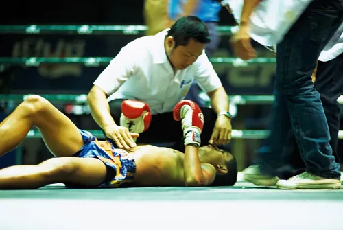 Muay Thai knock out